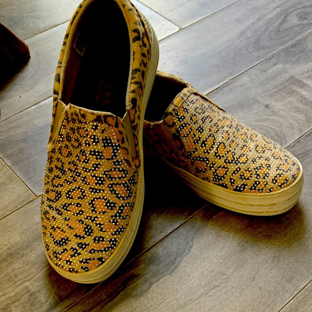Skechers (muted) Sparkly Leopard Print Slip-On Memory Foam Sneakers